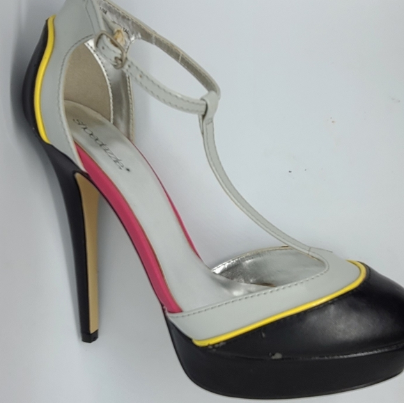 ShoeDazzle platform pumps - Picture 10 of 16
